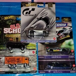 Assorted Die-Cast Hotwheels Premiums 5